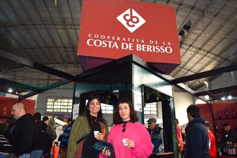 22ª Fiesta Provincial del Vino de la Costa, Berisso celebró su tradición con récord de participación 09