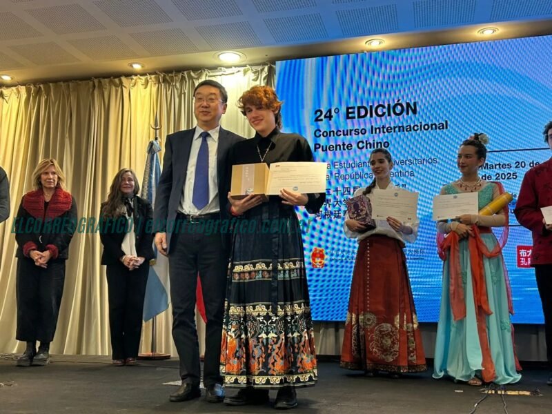 Joven berissense triunfa en concurso de idioma chino y viaja al mundial 04