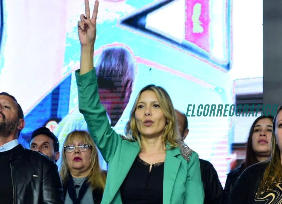 Gabriela Di Lorenzo rompe el silencio: "Mi renuncia responde a diferencias de criterio respecto a una habilitación comercial" Gabriela Di Lorenzo rompe el silencio, Mi renuncia responde a diferencias de criterio respecto a una habilitación comercial 12