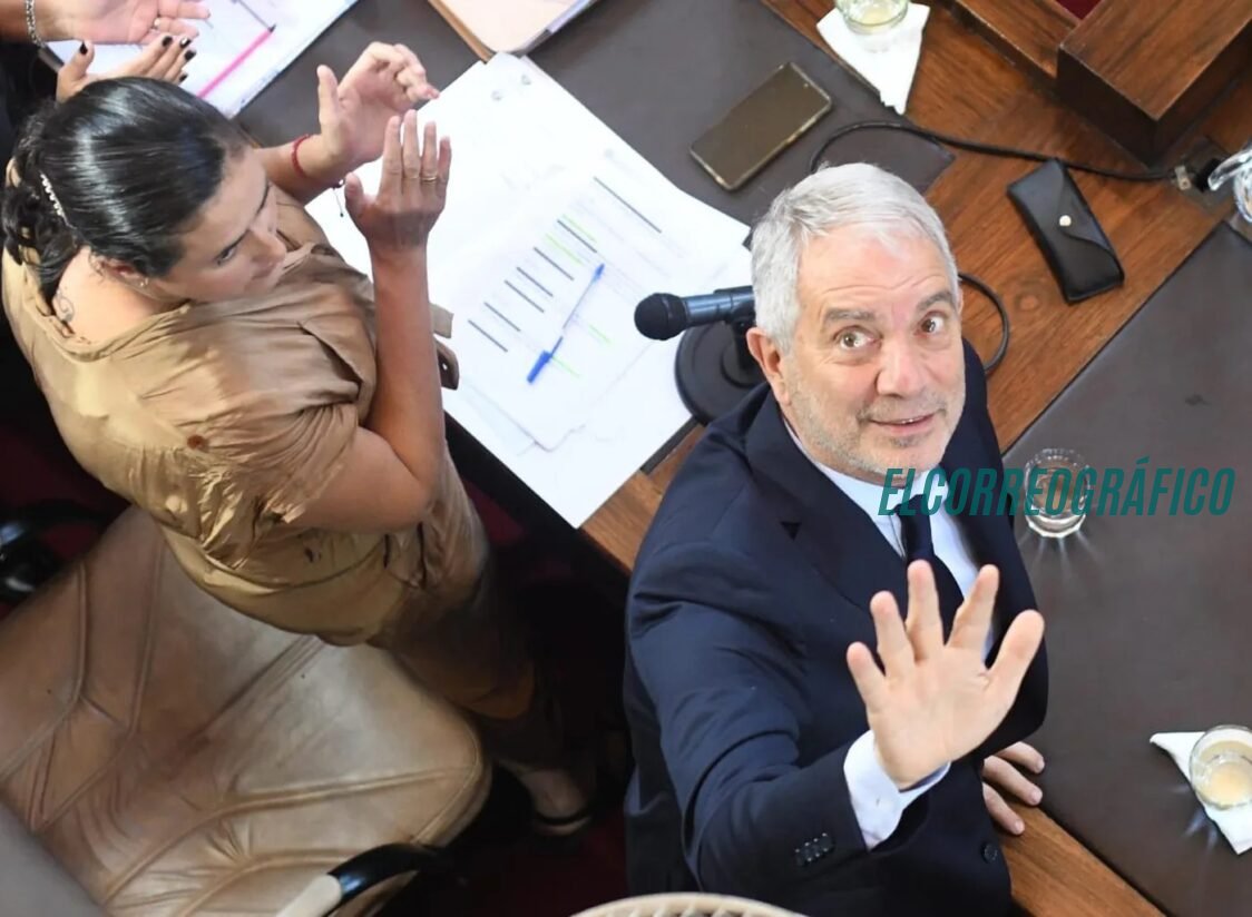El Impuestazo en La Plata: vecinos pagarán hasta 80 mil pesos mensuales de tasas Julio Alak El Impuestazo en La Plata, vecinos pagarán hasta 80 mil pesos mensuales de tasas 2