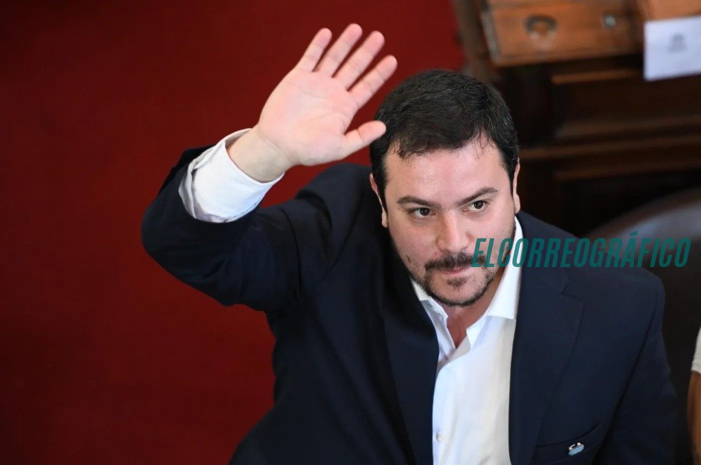Pablo Elías rompe con La Cámpora: la deserción que sacude el poder político en La Plata Pablo Elías rompe con La Cámpora la deserción que sacude el poder político en La Plata 03