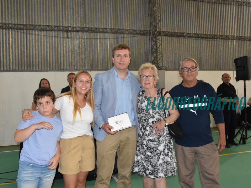 Recambio Legislativo 2025 en Berisso: Cagliardi celebra alianza de poder con libertarios que genera polémica Recambio Legislativo en Berisso, Cagliardi celebra alianza con libertarios que genera polémica 08