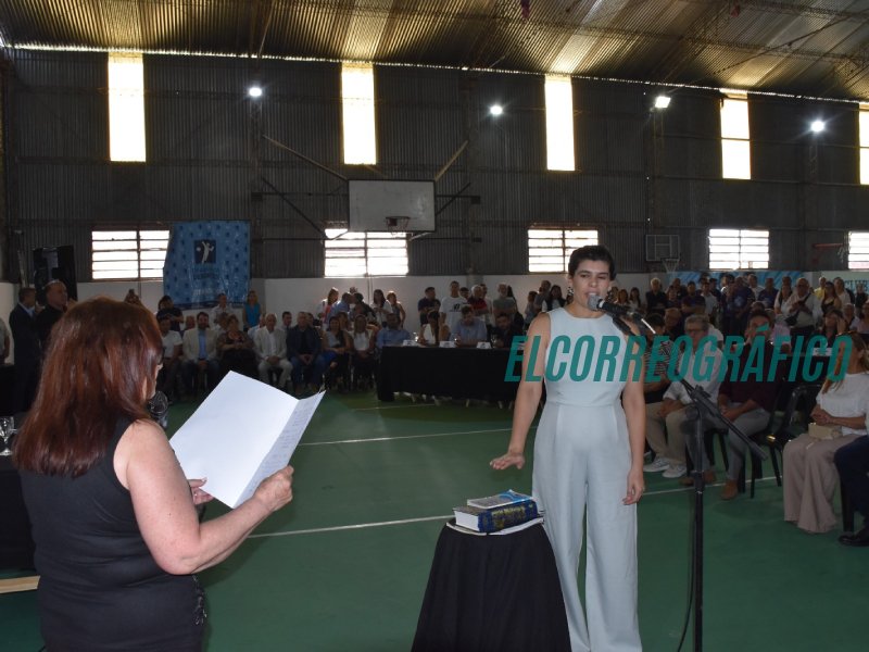Recambio Legislativo 2025 en Berisso: Cagliardi celebra alianza de poder con libertarios que genera polémica Sofía Duarte Recambio Legislativo en Berisso, Cagliardi celebra alianza con libertarios que genera polémica 06