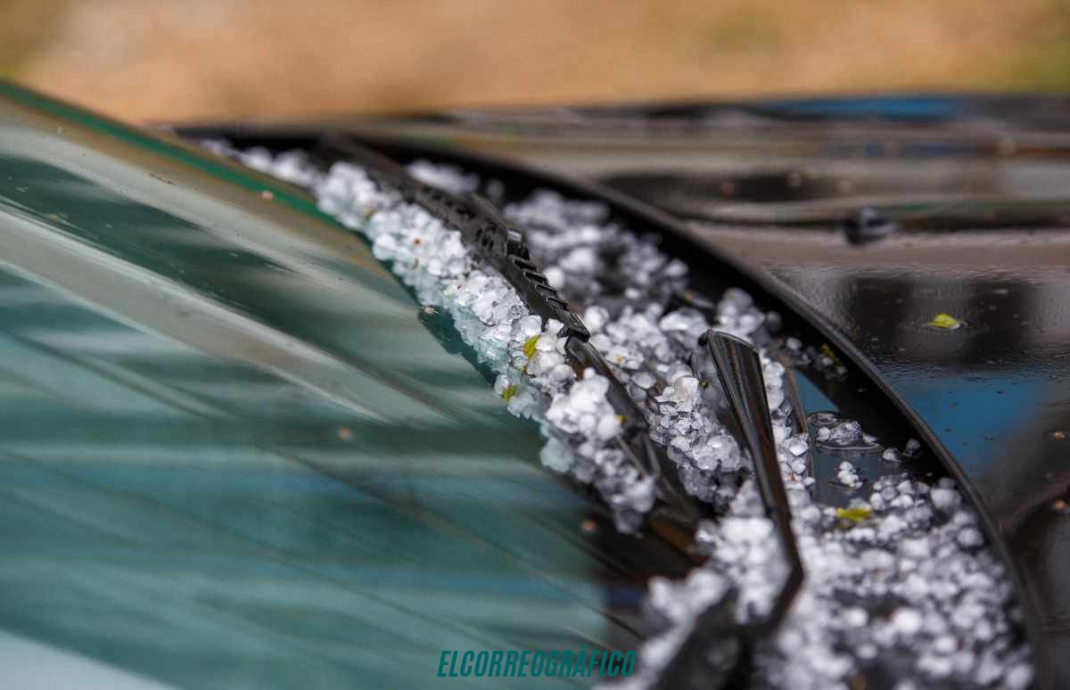 Granizo, inundaciones y clima extremo, cómo proteger tu auto en Argentina 1