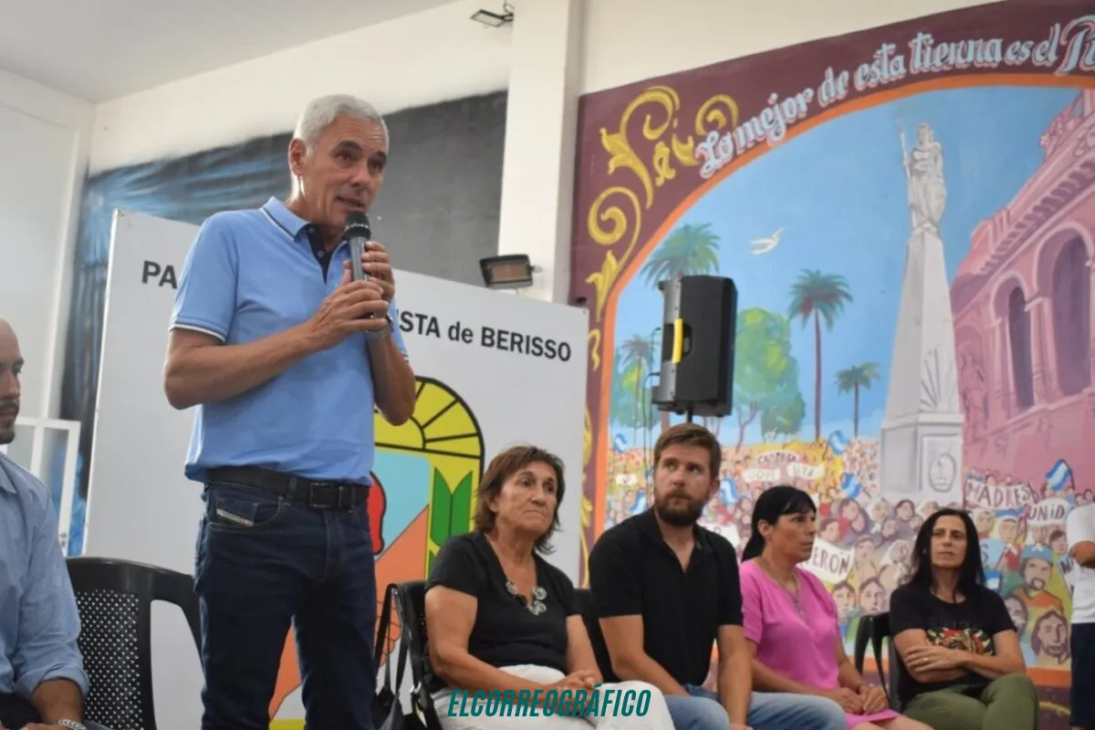 PJ Berisso Cagliardi busca la reelección en medio de tensiones con La Cámpora y el Frente Renovador 3 Cagliardi va por un tercer mandato: gestión cuestionada, PJ fragmentado y apoyo incondicional a Kicillof