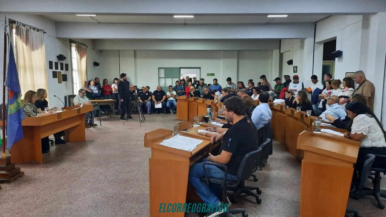 "No hay plata..." en Berisso: solo el 14% paga tasas y el municipal de Cagliardi colapsa en su propio desajuste No hay plata.. en Berisso, solo el 14% paga tasas y el municipal de Cagliardi colapsa en su propio desajuste 2