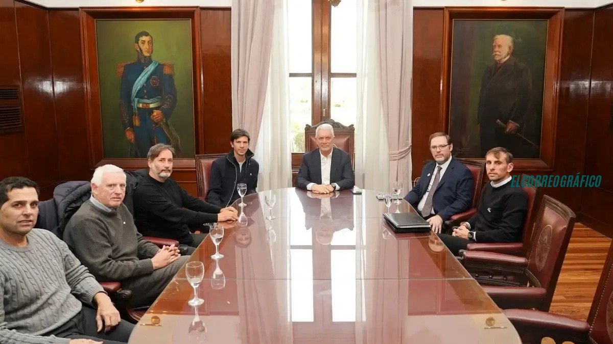 Alak blindó sus cuentas, superávit de $3.900 millones y LLA se fue del recinto 02