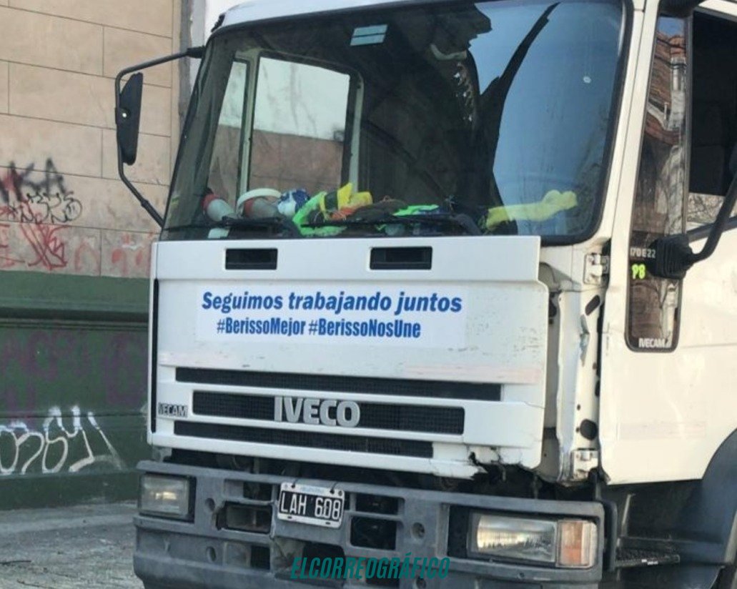 La Cooperativa Los Toldos vuelve al centro del escándalo: $442 millones y un ex presidente que con poder maneja las obras desde adentro La Cooperativa Los Toldos vuelve al centro del escándalo $442 millones y un ex presidente que dirige las obras desde adentro 06