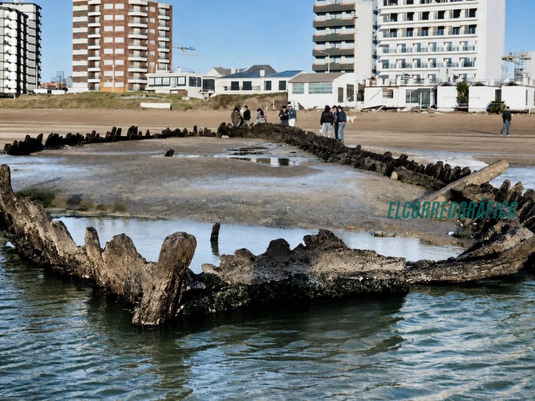 La costanera perdida de Mar de Ajó, 90 años entre naufragios y marea 3
