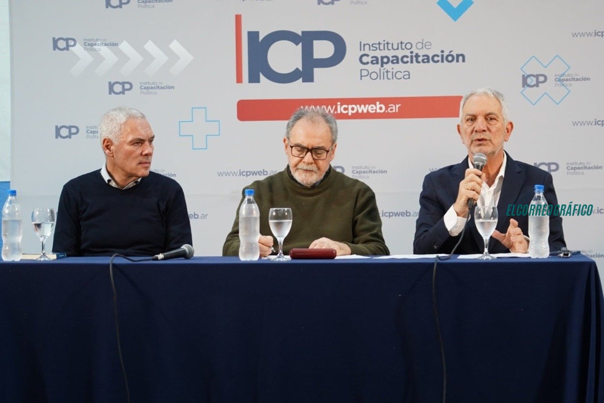 Revelador, el PJ local debate la caída de EE.UU. y omite los problemas de Berisso 1
