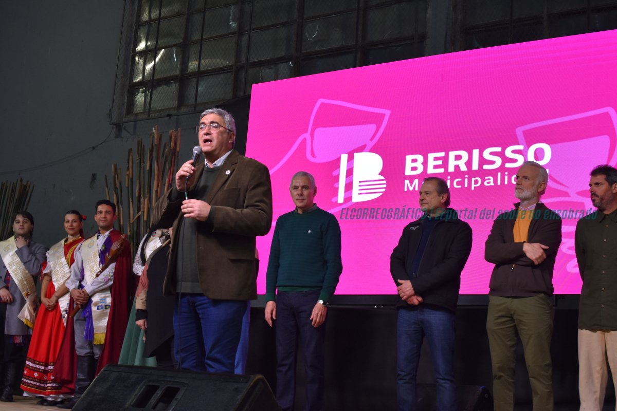 Vino de la Costa, la 23° Fiesta de Berisso cerró con récord de producción pese a la crisis nacional 01