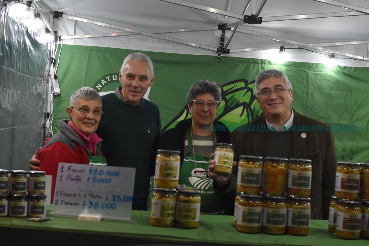 Vino de la Costa: la 23° Fiesta de Berisso cerró con récord notable de producción pese a la crisis nacional Vino de la Costa, la 23° Fiesta de Berisso cerró con récord de producción pese a la crisis nacional 05