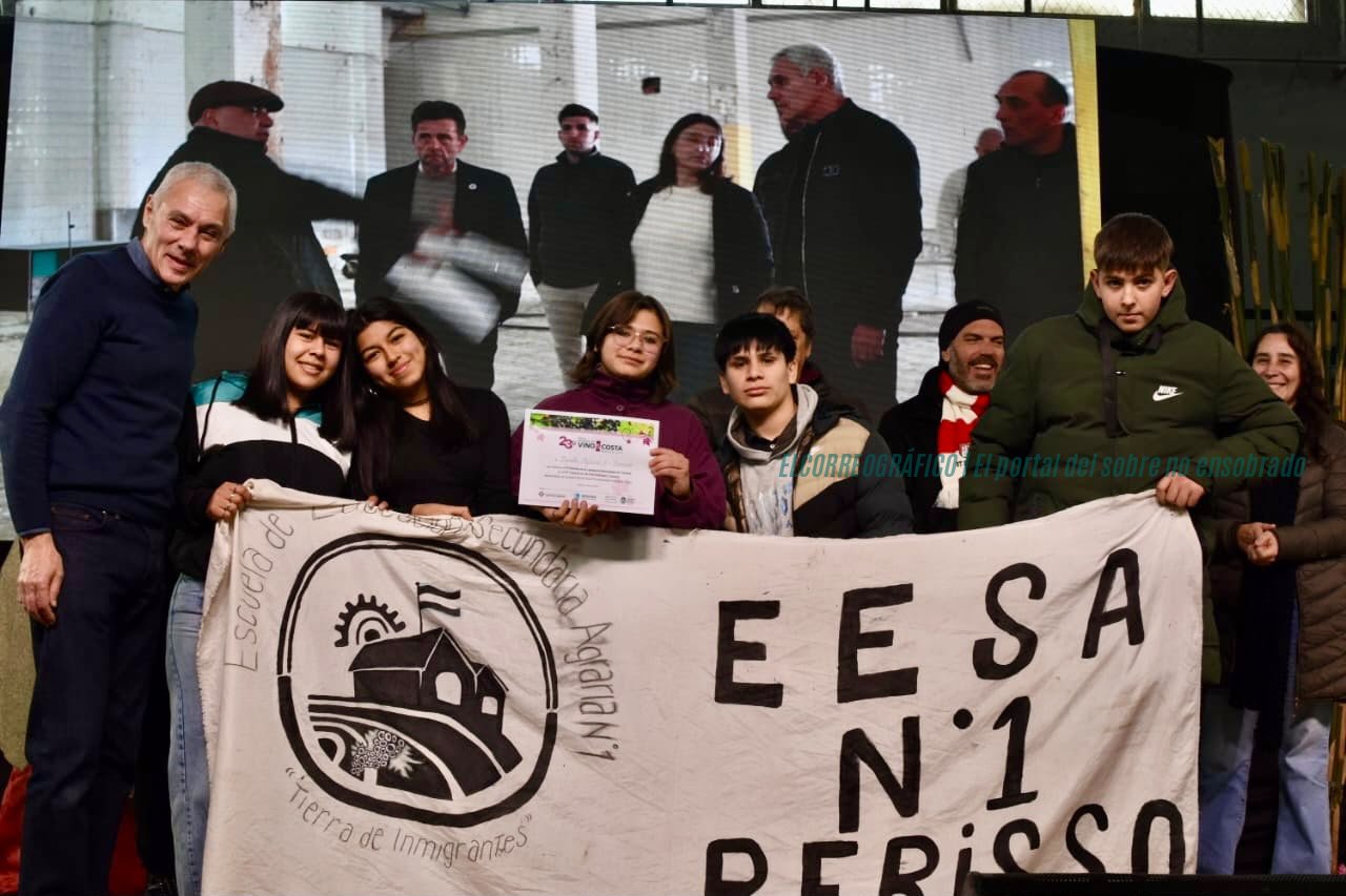 Vino de la Costa, la 23° Fiesta de Berisso cerró con récord de producción pese a la crisis nacional 15