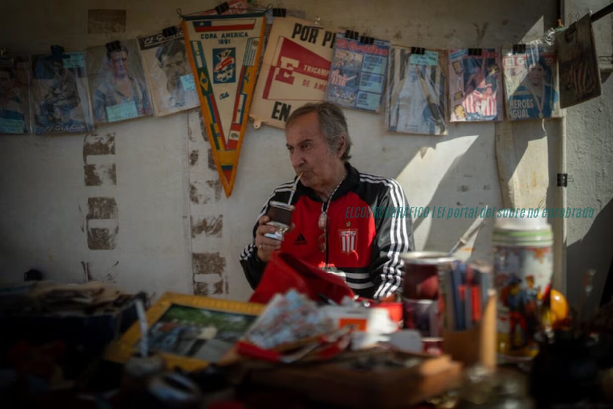 cacho en su puesto en la feria del parque saavedra en la plata foto tn BVDLOVZEURDFDCHV2LSSJ7NNJY