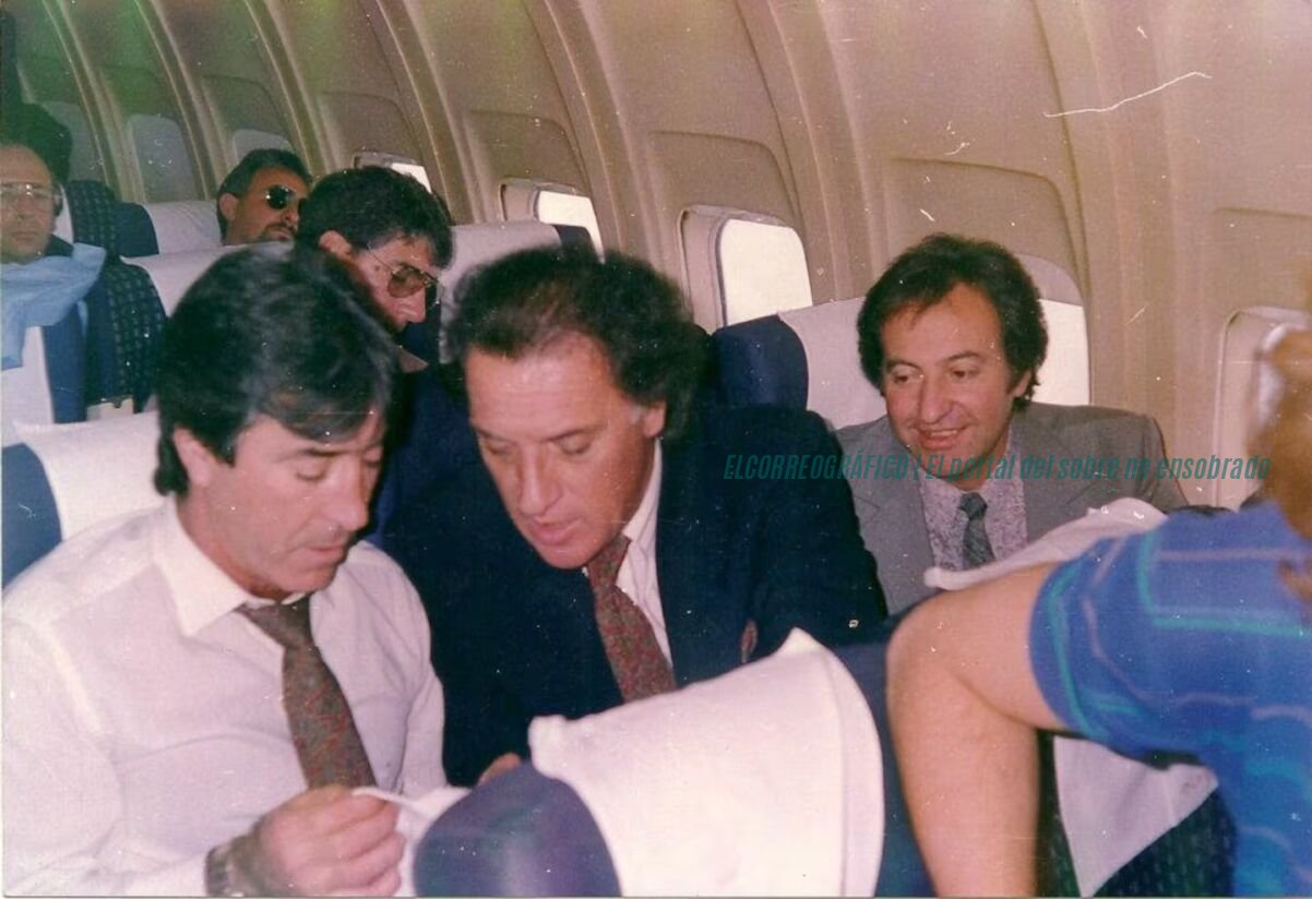 el panadero diaz coco basile y cacho massa en un viaje en avion foto gentileza gabriel lopez GTEA6DG